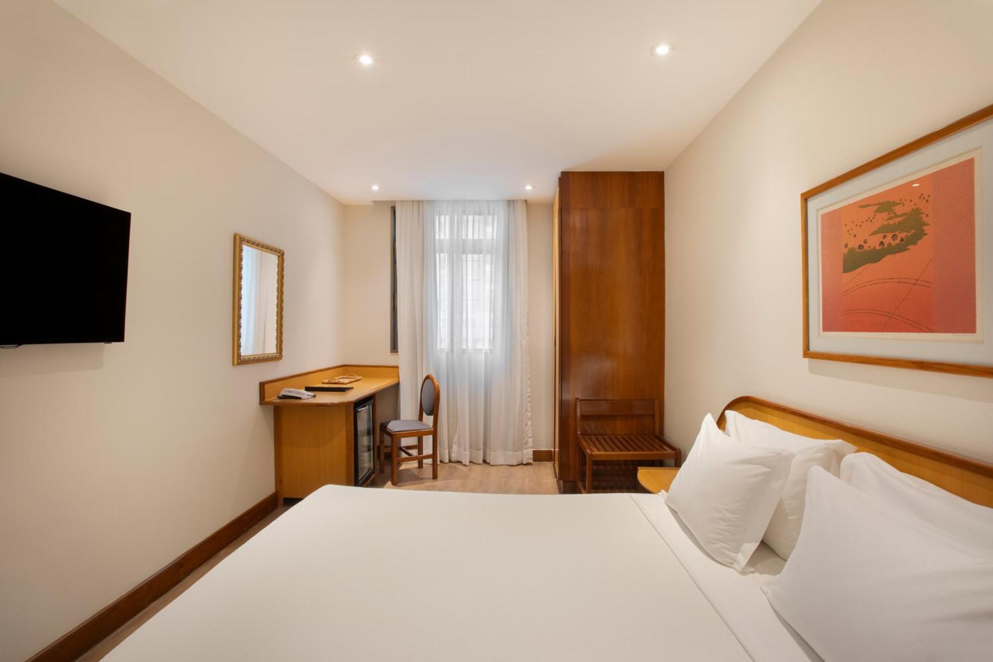 Quarto Standard com Cama Casal,1615651303:JPEG